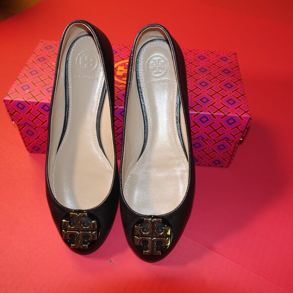 TORY BURCH SHOES - Picture 10 of 16